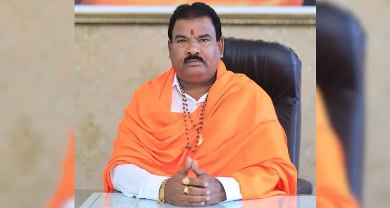 ಹುಲಿ ಬೇಟೆಯಾಡಿ ಹಲ್ಲಿನ ಪೆಂಡೆಂಟ್‌ ಧರಿಸಿದ್ದೇನೆ- ವಿವಾದಕ್ಕೀಡಾದ ಶಾಸಕ