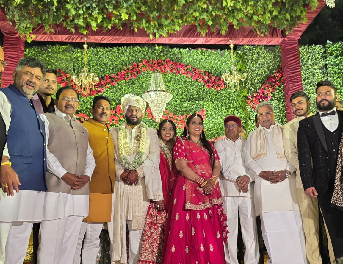 ರಾಜ್ಯಪಾಲ ಗೆಹ್ಲೋಟ್‌ ಮೊಮ್ಮಗನ ವಿವಾಹ ಆರತಕ್ಷತೆ – ಸಿಎಂ, ಡಿಸಿಎಂ ಭಾಗಿ