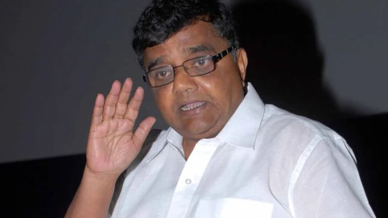 ಬೆಂಗಳೂರಿನ ‘ಟಿಆರ್ ಮಿಲ್’ನಲ್ಲಿ ದ್ವಾರಕೀಶ್ ಅಂತ್ಯಕ್ರಿಯೆ