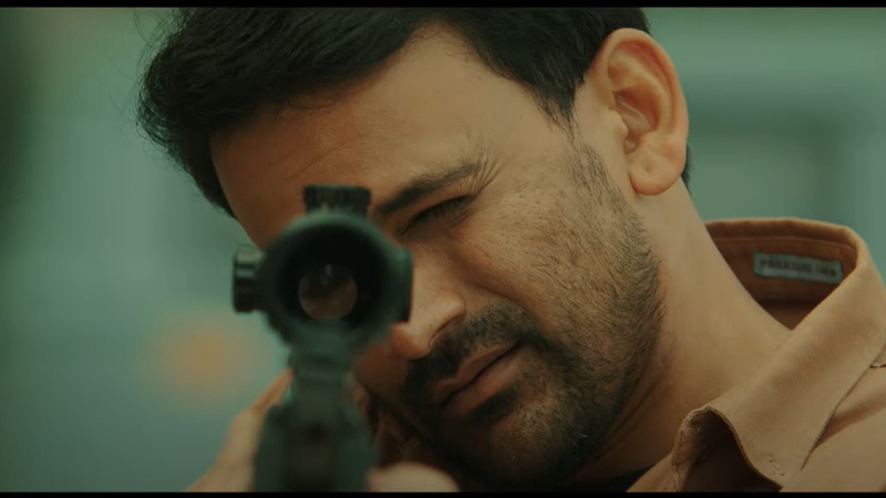 ಡಾಲಿ ಧನಂಜಯ್ ‘ಕೋಟಿ’ ಅಬ್ಬರಕ್ಕೆ  ದಾವಣಗೆರೆ ಫ್ಯಾನ್ಸ್ ಫಿದಾ