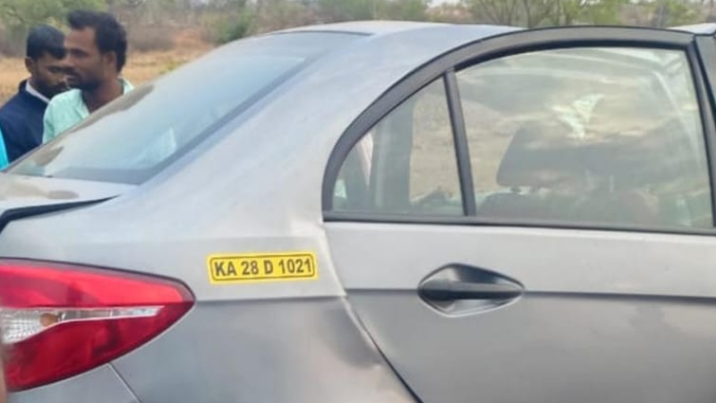ವಿಜಯಪುರದಲ್ಲಿ ಕಾರು-ಲಾರಿ ಭೀಕರ ಅಪಘಾತ; ಸ್ಥಳದಲ್ಲೇ ನಾಲ್ವರು ಸಾವು