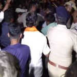 ಅನ್ಯಕೋಮಿನ ಯುವತಿಯೊಂದಿಗೆ ಯುವಕ ಲವ್ ಮ್ಯಾರೇಜ್ – ಹಿಂದೂ ಕಾರ್ಯಕರ್ತರು, ಪೊಲೀಸರ ನಡುವೆ ಘರ್ಷಣೆ!