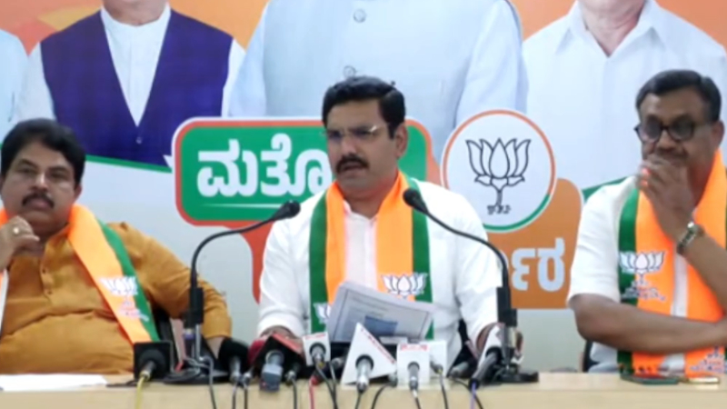 ಸಿದ್ದರಾಮಯ್ಯನವರು ಕೂಡಲೇ ಮುಡಾ ಪ್ರಕರಣವನ್ನ ಸಿಬಿಐಗೆ ವಹಿಸಬೇಕು: ವಿಜಯೇಂದ್ರ ಆಗ್ರಹ
