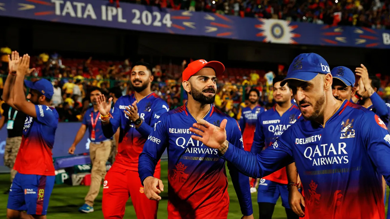 IPL Retention | ಡುಪ್ಲೆಸಿ ಔಟ್‌, ಆರ್‌ಸಿಬಿಯಲ್ಲಿ ತ್ರಿಬಲ್‌ ಸ್ಟಾರ್‌; ಕೊಹ್ಲಿ ಸಂಭಾವನೆಯಲ್ಲಿ ದಿಢೀರ್‌ 6 ಕೋಟಿ ಏರಿಕೆ