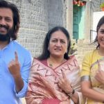 ಮತ ಚಲಾಯಿಸಿದ ರಿತೇಶ್ ದೇಶ್‌ಮುಖ್, ಜೆನಿಲಿಯಾ ದಂಪತಿ