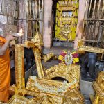 ಮಂತ್ರಾಲಯ ಭಕ್ತರ ದೇಣಿಗೆ – ಗುರು ರಾಘವೇಂದ್ರ ಸ್ವಾಮಿ ಮಠದ ಶಿಲಾಮಂಟಪಕ್ಕೆ ಸುವರ್ಣ ಕವಚ