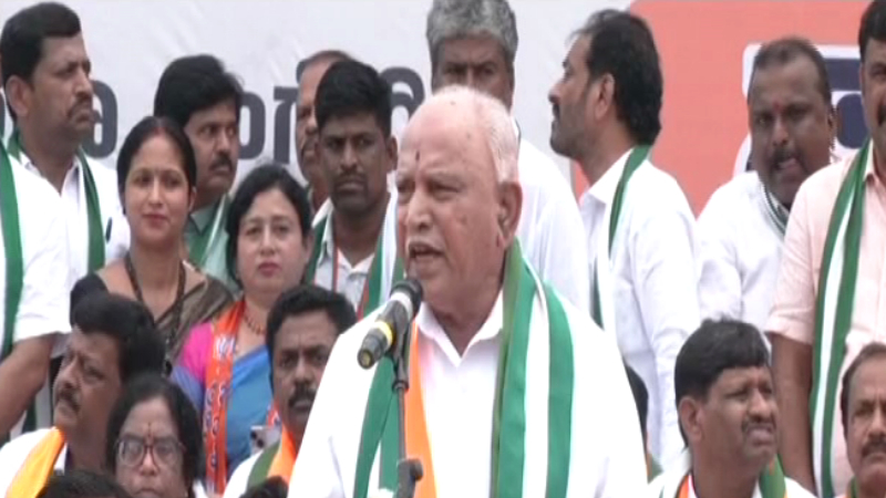 ಮುಡಾ ಹಗರಣದಲ್ಲಿ ನೈತಿಕ ಹೊಣೆ ಹೊತ್ತು ಸಿದ್ದರಾಮಯ್ಯ ರಾಜೀನಾಮೆ ಕೊಡಬೇಕು: ಬಿಎಸ್‌ವೈ
