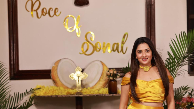 ರೋಸ್ ಆಚರಣೆಯಲ್ಲಿ ಮಿಂಚಿದ ನಟಿ ಸೋನಲ್