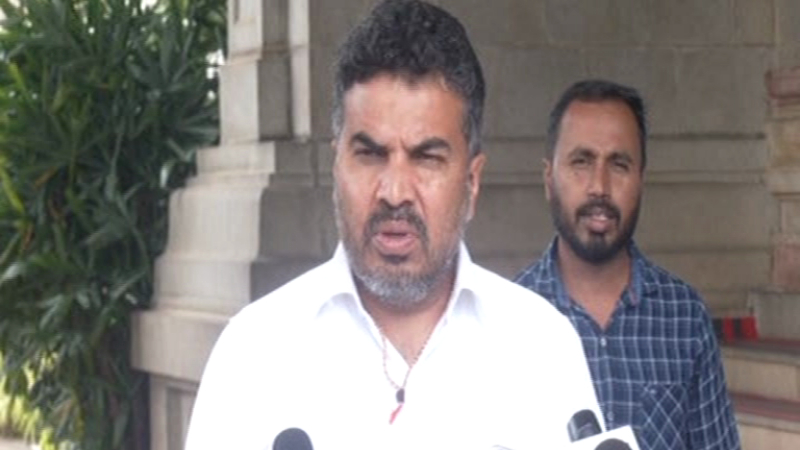 ಸಿಎಂ ಸ್ಥಾನ ಖಾಲಿ ಇಲ್ಲ – ಖಾಲಿ ಇಲ್ಲದ ಸ್ಥಾನದ ಬಗ್ಗೆ ಚರ್ಚೆ ಅಪ್ರಸ್ತುತ: ಡಾ.ರಂಗನಾಥ್