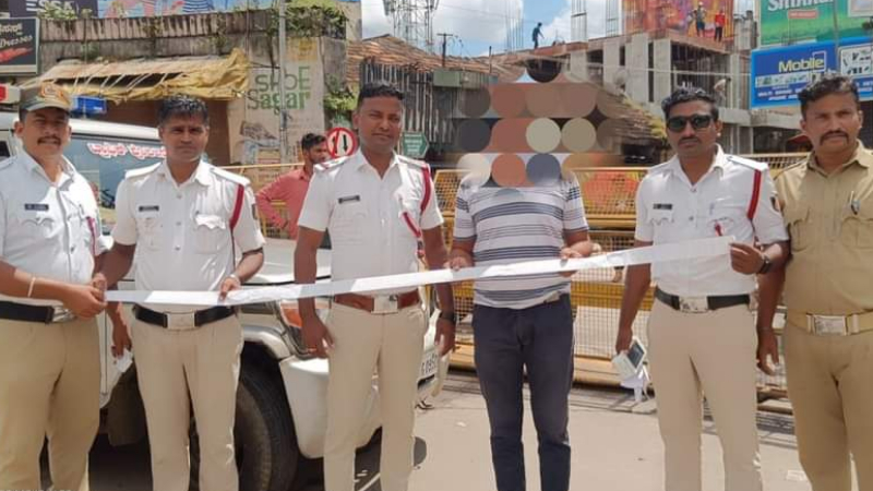 ಪದೇ ಪದೇ ನಿಯಮ ಉಲ್ಲಂಘನೆ – ಕಾರು ಚಾಲಕನಿಗೆ ಮೂರು ಮೀಟರ್ ಉದ್ದದ ರಶೀದಿ!
