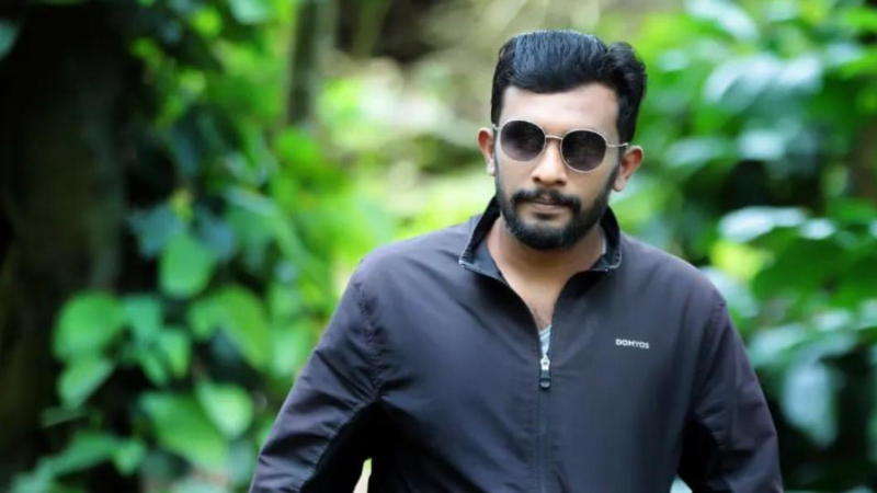 ಮದುವೆಗೆ ನಿರಾಕರಿಸಿದ್ದಕ್ಕೆ ಪ್ರೇಯಸಿಗೆ ಚಾಕು ಇರಿತ – ಕುಡಿದ ಮತ್ತಲ್ಲಿ ಕೃತ್ಯ
