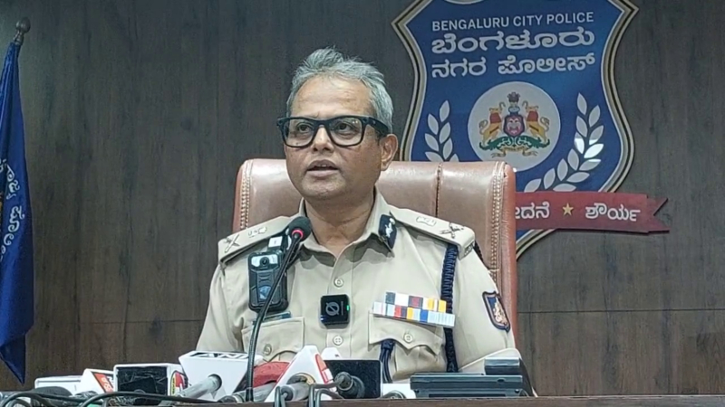 ಬೆಂಗಳೂರಲ್ಲಿ ರಸ್ತೆ ದಾಟುವಾಗ ಬೆನ್ಜ್ ಕಾರು ಡಿಕ್ಕಿಯಾಗಿ ಟೆಕ್ಕಿ ಸಾವು