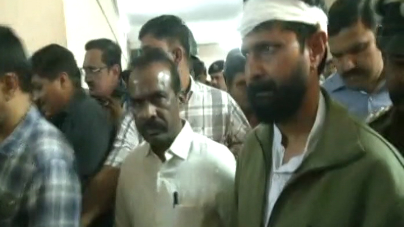 ಬೆಳಗಾವಿ ಕೋರ್ಟ್ ಹಾಲ್‌ನಲ್ಲಿ ಕಣ್ಣೀರಿಟ್ಟ ಸಿ.ಟಿ ರವಿ – ಜಾಮೀನಿಗೆ ವಕೀಲರ ಮನವಿ, ಆದೇಶ ಕಾಯ್ದಿರಿಸಿದ ಕೊರ್ಟ್