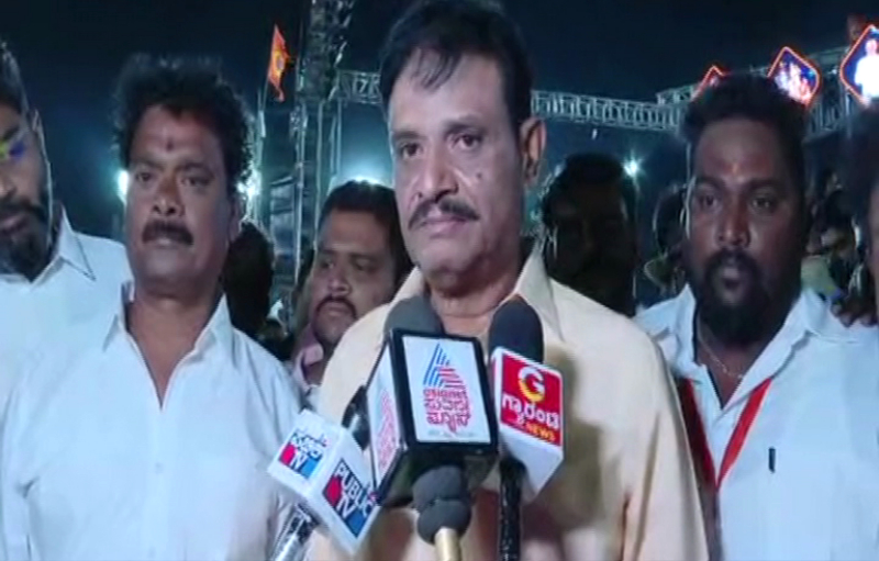 ರಾಜಕೀಯ ಲಾಭಕ್ಕಾಗಿ ನನ್ನ ಮೇಲೆ ಇಲ್ಲಸಲ್ಲದ ಆರೋಪ: ಅಪಪ್ರಚಾರ ಮಾಡಿದವರಿಗೆ ಮುನಿರತ್ನ ತರಾಟೆ