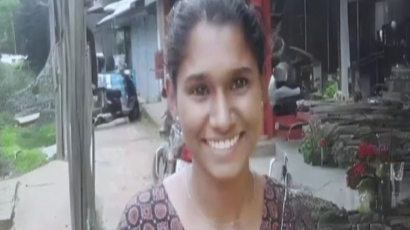 ಕೇರಳ | ಆತ್ಮಹತ್ಯೆಗೆ ಯತ್ನಿಸಿ ಕೋಮಾದಲ್ಲಿದ್ದ ವಿದ್ಯಾರ್ಥಿನಿ 3 ತಿಂಗಳ ಬಳಿಕ ಸಾವು – ಹಾಸ್ಟೆಲ್ ವಾರ್ಡನ್ ವಶ
