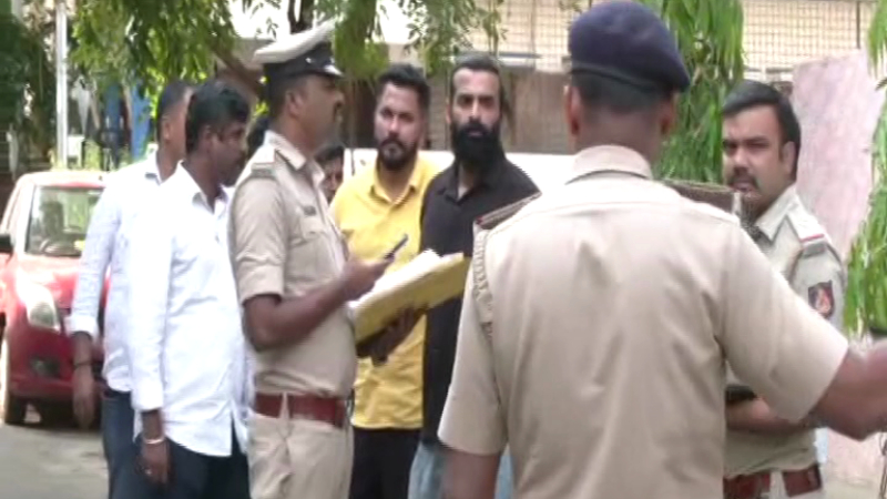 ರೀಲ್ಸ್ ಮಾಡಿದ ಜಾಗದಲ್ಲಿ ವಿನಯ್‌, ರಜತ್‌ರನ್ನು ಸ್ಥಳ ಮಹಜರಿಗೆ ಕರೆತಂದ ಪೊಲೀಸರು