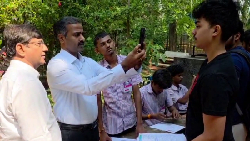 ಸಿಇಟಿ ಎಕ್ಸಾಂ QR ಕೋಡ್ ಸ್ಕ್ಯಾನ್ ಯಶಸ್ವಿ – ಹೆಚ್.ಪ್ರಸನ್ನ