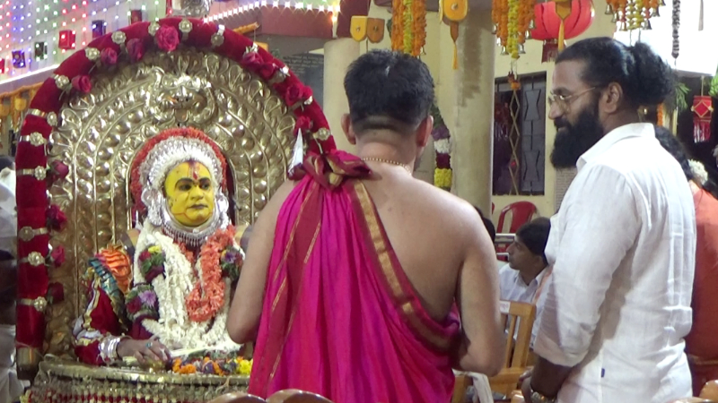 ಜಗತ್ತಿನೆಲ್ಲೆಡೆ ನಿನಗೆ ಶತ್ರುಗಳಿದ್ದಾರೆ, 5 ತಿಂಗಳಲ್ಲಿ ಪರಿಹಾರ: ರಿಷಬ್‌ಗೆ ಪಂಜುರ್ಲಿ ಅಭಯ