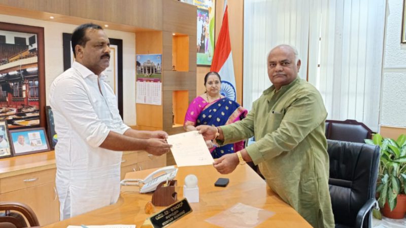 ಯತ್ನಾಳ್ ಸವಾಲು ಸ್ವೀಕಾರ – ಶಾಸಕ ಸ್ಥಾನಕ್ಕೆ ಶಿವಾನಂದ ಪಾಟೀಲ್ ರಾಜೀನಾಮೆ