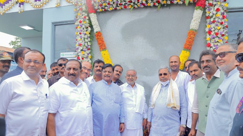 ‌ರಾಜ್ಯದಲ್ಲಿ ಇನ್ನೂ 184 ಇಂದಿಯಾ ಕ್ಯಾಂಟೀನ್‌ ಆರಂಭಿಸುತ್ತಿದ್ದೇವೆ – ಸಿಎಂ ಸಿದ್ದರಾಮಯ್ಯ