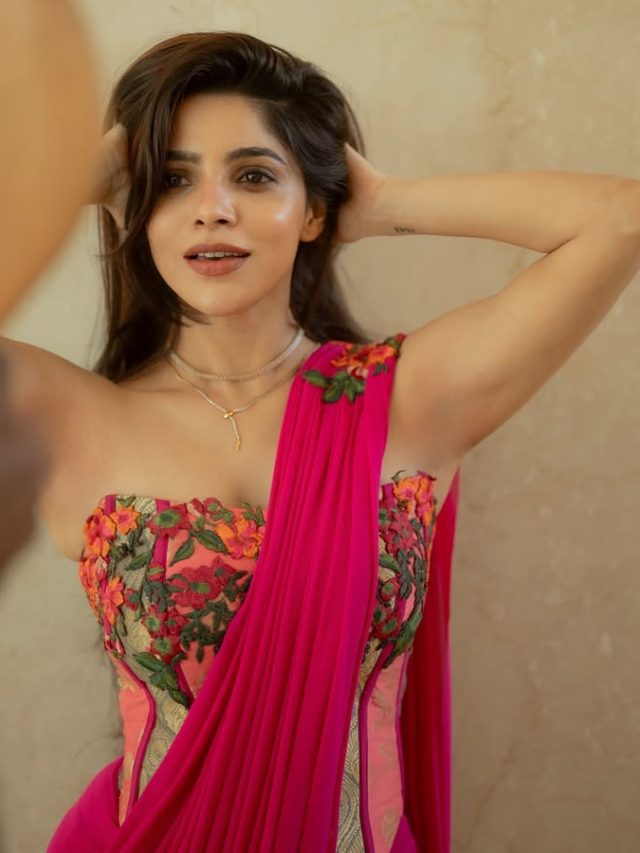 ಬಿಕಿನಿ ಬಿಟ್ಟು ಸೀರೆ ಉಟ್ಟ ನಟಿ ದಿವ್ಯಾ ಭಾರತಿ!..