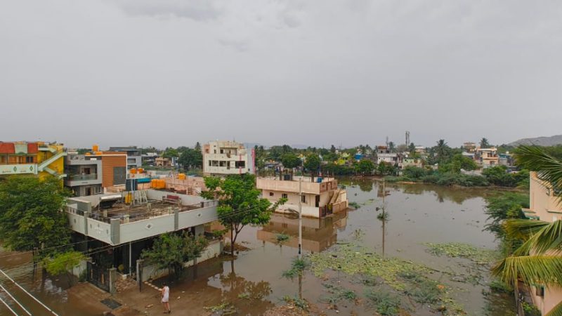 ಬಳ್ಳಾರಿಯಲ್ಲಿ ಧಾರಾಕಾರ ಮಳೆ – ಅಂಚೆ ಕಚೇರಿ, ಅಂಡರ್ ಪಾಸ್‌ಗಳಲ್ಲಿ ನೀರು, ವಾಹನ ಸವಾರರ ಪರದಾಟ