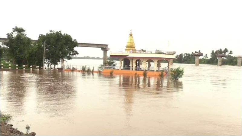 1 ಲಕ್ಷ ಕ್ಯೂಸೆಕ್‌ ಒಳ ಹರಿವು – ಕೃಷ್ಣಾ ನದಿ ತೀರದಲ್ಲಿ ಪ್ರವಾಹ ಭೀತಿ