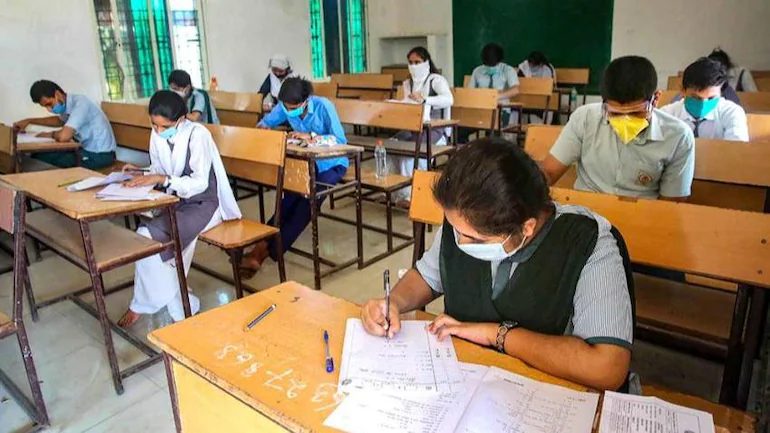 CBSEಯಲ್ಲಿ ಮಹತ್ವದ ಬದಲಾವಣೆ – ವರ್ಷಕ್ಕೆ 2 ಬಾರಿ 10ನೇ ತರಗತಿ ಪರೀಕ್ಷೆ ನಡೆಸಲು ನಿರ್ಧಾರ