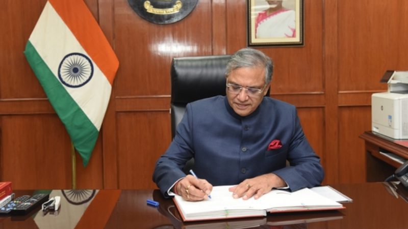 ಸತ್ತವರು, ಶಾಶ್ವತವಾಗಿ ವಲಸೆ ಹೋದವರನ್ನು ಪಟ್ಟಿಯಲ್ಲಿ ಸೇರಿಸಲು ಸಾಧ್ಯನಾ? – ಚುನಾವಣಾ ಆಯೋಗ ಸಮರ್ಥನೆ