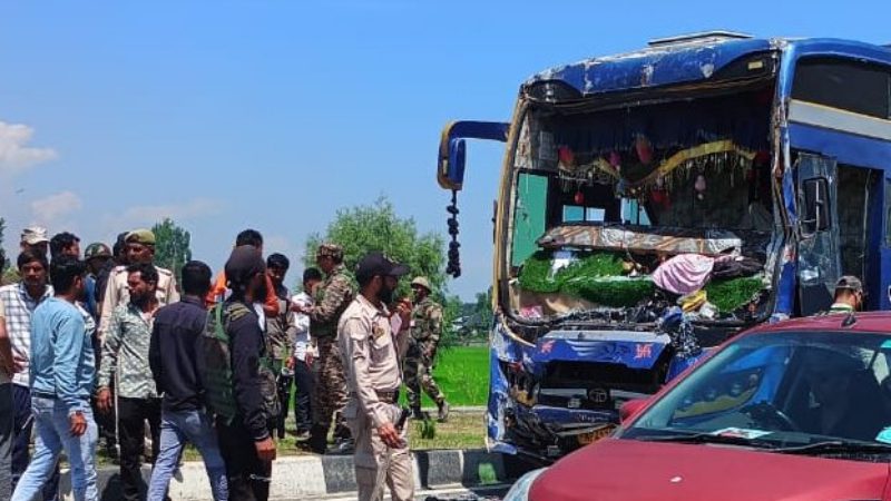 J&K | ಮೂರು ಬಸ್‌ಗಳ ನಡುವೆ ಅಪಘಾತ – 10ಕ್ಕೂ ಹೆಚ್ಚು ಅಮರನಾಥ ಯಾತ್ರಿಕರಿಗೆ ಗಾಯ