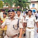 ಲೈಂಗಿಕ ಬಯಕೆ ತೀರಿಸುವಂತೆ ಕಾಲೇಜು HODಯಿಂದ ಕಿರುಕುಳ – ಬೆಂಕಿ ಹಚ್ಚಿಕೊಂಡು ವಿದ್ಯಾರ್ಥಿನಿ ಆತ್ಮಹತ್ಯೆಗೆ ಯತ್ನ