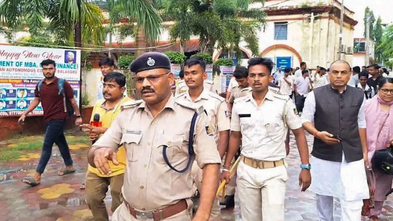 ಪ್ರೊಫೆಸರ್ ವಿರುದ್ಧ ಲೈಂಗಿಕ ಕಿರುಕುಳ ಆರೋಪ – ಬೆಂಕಿ ಹಚ್ಚಿಕೊಂಡು ಆತ್ಮಹತ್ಯೆಗೆ ಯತ್ನಿಸಿದ್ದ ವಿದ್ಯಾರ್ಥಿನಿ ಸಾವು