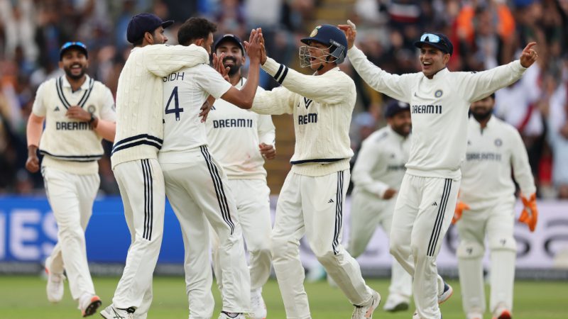 ಕೊಹ್ಲಿ, ರೋಹಿತ್‌, ಇಮ್ರಾನ್‌ ನಿರ್ಮಾಣ ಮಾಡದ ವಿಶಿಷ್ಟ ದಾಖಲೆ ನಿರ್ಮಿಸಿದ ಗಿಲ್‌