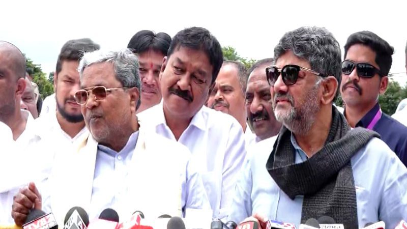 ಜಿಎಸ್‌ಟಿ ಮಾಡಿರೋದು ಕೇಂದ್ರ ಸರ್ಕಾರ – ಸಣ್ಣ ವ್ಯಾಪಾರಿಗಳಿಗೆ ಟ್ಯಾಕ್ಸ್‌ ನೋಟಿಸ್‌ ವಿಚಾರಕ್ಕೆ ಸಿಎಂ ರಿಯಾಕ್ಷನ್‌