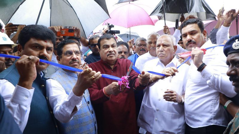 ಸಿಗಂದೂರು ಸೇತುವೆ ಲೋಕಾರ್ಪಣೆಗೊಳಿಸಿದ ಕೇಂದ್ರ ಸಚಿವ ನಿತಿನ್ ಗಡ್ಕರಿ