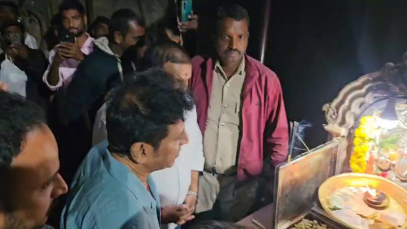ಚಾಮುಂಡಿ ತಾಯಿಗೆ ಶಿವಣ್ಣ ದಂಪತಿ ಪೂಜೆ