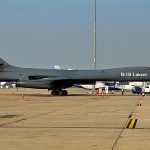 ಚಿಕ್ಕಬಳ್ಳಾಪುರದಲ್ಲಿ ಅಮೆರಿಕದ B-1B ಲ್ಯಾನ್ಸರ್ ಬಾಂಬರ್ ಹಾರಾಟ; ಯುದ್ಧ ವಿಮಾನ ಸದ್ದಿಗೆ ಬೆಚ್ಚಿಬಿದ್ದ ಜನ!