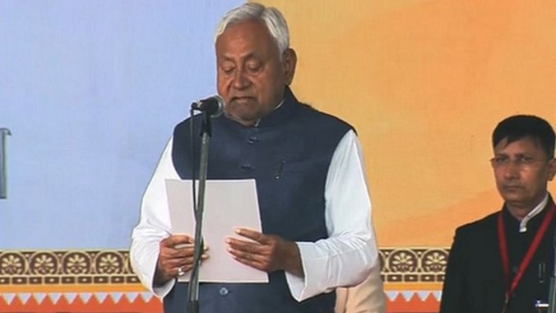 ದಾಖಲೆಯ 10ನೇ ಬಾರಿಗೆ ಬಿಹಾರ ಸಿಎಂ ಆಗಿ ಪ್ರಮಾಣವಚನ ಸ್ವೀಕರಿಸಿದ ನಿತೀಶ್‌ ಕುಮಾರ್‌
