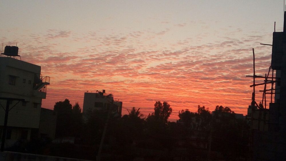 ಆಗಸದಲ್ಲಿ ಮೂಡಿತು ಸಮುದ್ರದ ಅಲೆಗಳು! 3 Sky Horamavu Banjara Layout 2