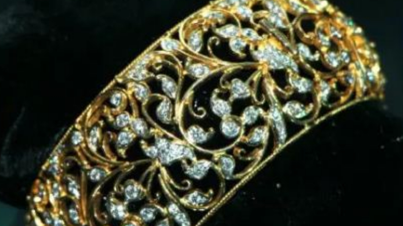 bangle