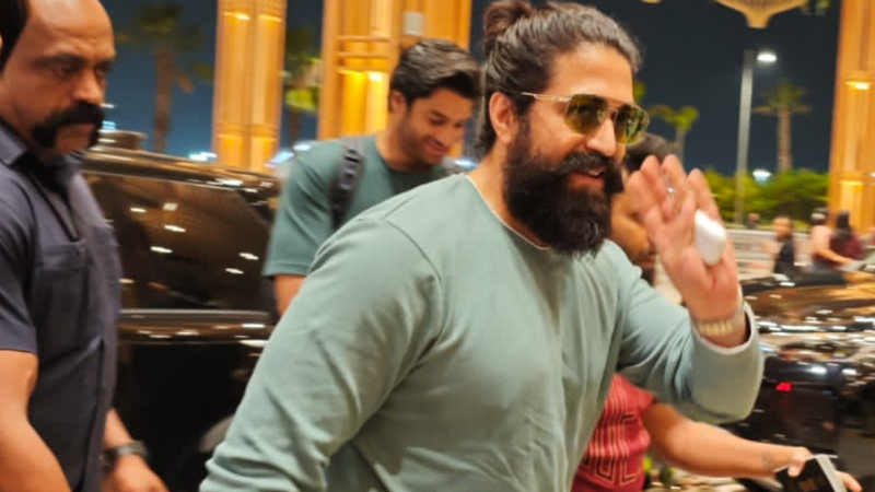 ಮಲೇಷಿಯಾದಲ್ಲಿ ಕಾಣಿಸಿಕೊಂಡ ರಾಕಿಂಗ್ ಸ್ಟಾರ್ ಯಶ್ 3 ಯಶ್ ಮಲೇಷಿಯಾ 1