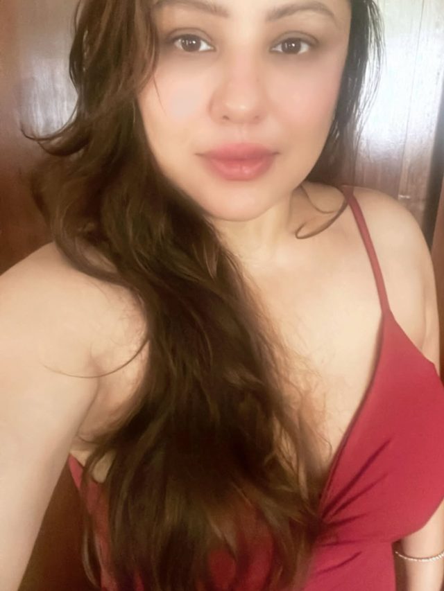 ಯಮ್ಮೊ ಯಮ್ಮೊ.. ಹೇಗ್‌ ಕಾಣ್ತಾರ್‌ ನೋಡಿ..