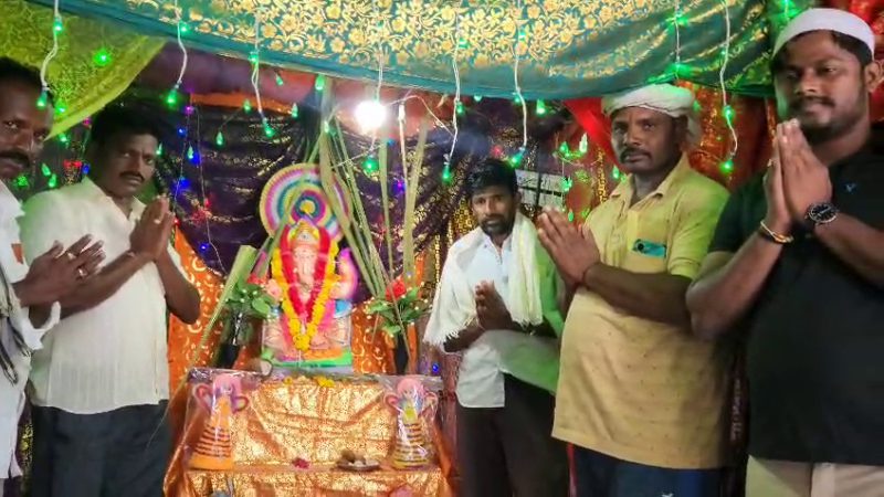 Ganesha Chaturthi At Gadag Mosque