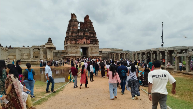 Hampi Tourists 1
