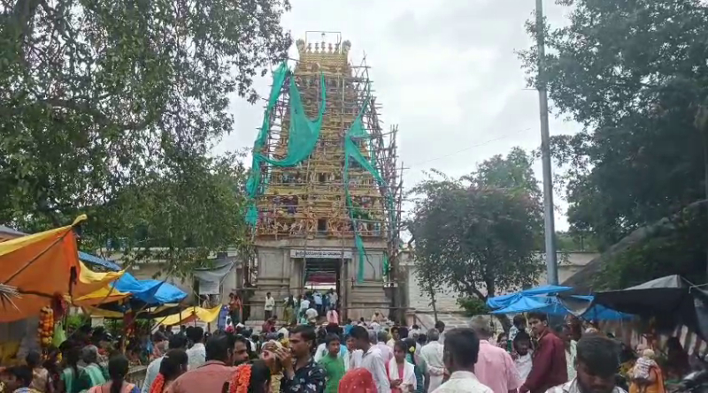Kolar Shravan Saturday Temple Rush