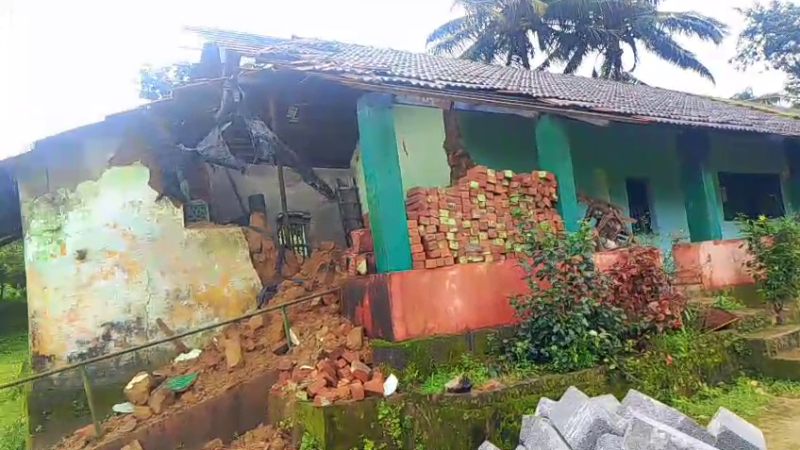 School wall collapses due to heavy rain in Sakleshpura