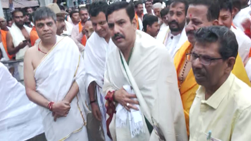 ಎಡಪಂಥೀಯರನ್ನ ಕೇಳಿ ತನಿಖೆಗೆ ಕೊಟ್ಟಿದ್ದಾರೆ, ಸಿಎಂ ರಾಜ್ಯದ ಜನರ ಕ್ಷಮೆ ಕೇಳಬೇಕು: ವಿಜಯೇಂದ್ರ ಕಿಡಿ 1 Vijayendra 3