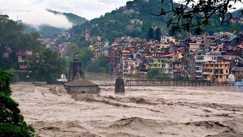 himachal pradesh cloudburst