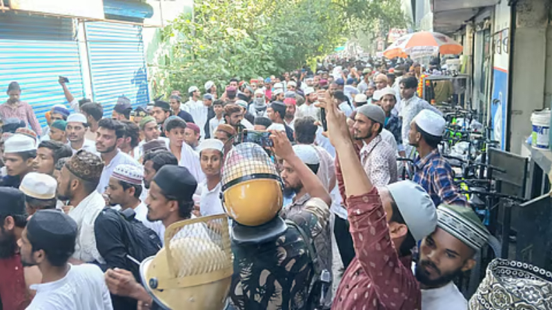 I Love Muhammad Clash In UP