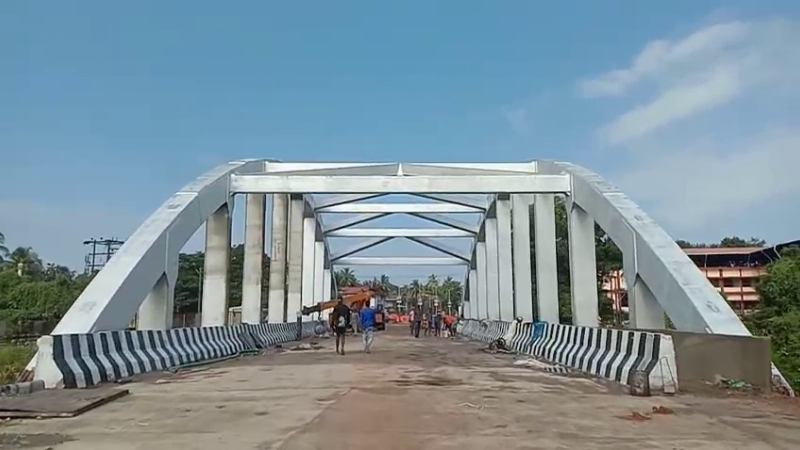 ಉಡುಪಿ: ಉಕ್ಕಿನ ರೈಲ್ವೇ ಬ್ರಿಡ್ಜ್ ಉದ್ಘಾಟನೆಗೆ ಸಿದ್ಧ 3 Indrali railway overbridge